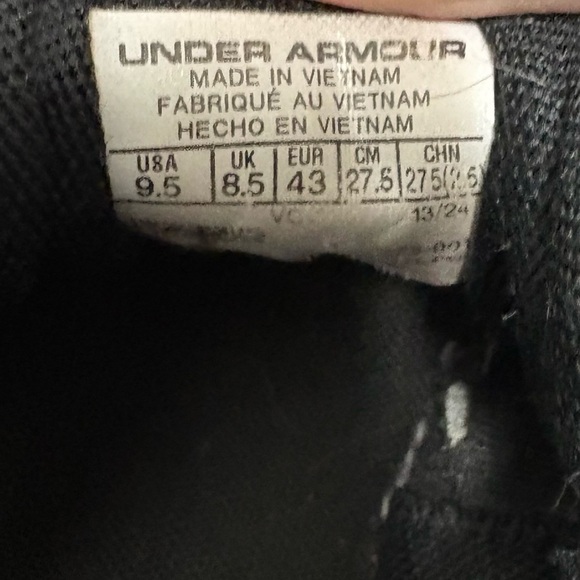 Under Armour Charged Assert 10
Men’s Black/White Used (Size 9.5-Regular) - Picture 6 of 9